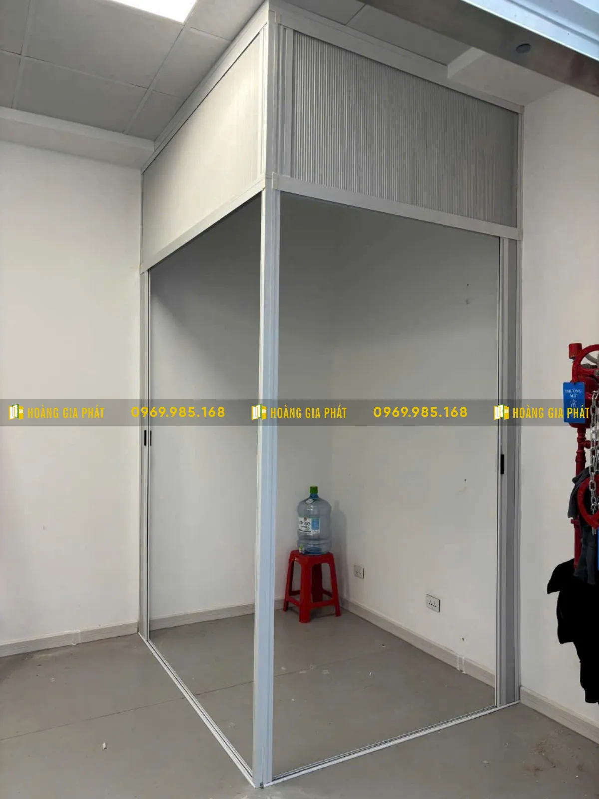 Rèm tổ ong lùa trên kính - Giải pháp che nắng – cách nhiệt – tăng riêng 3 Vách ngăn rèm tổ ong chữ L